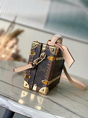 Louis Vuitton LV Handle Trunk Monogram 24x16.5x8cm - 6