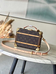 Louis Vuitton LV Handle Trunk Monogram 24x16.5x8cm - 2