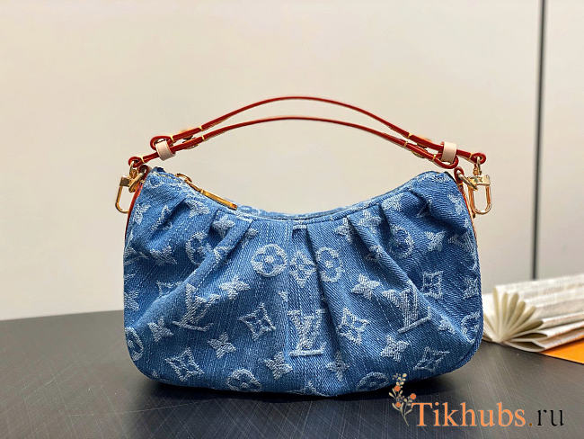 Louis Vuitton LV Pochette Valley Denim Blue 21x15x7cm - 1