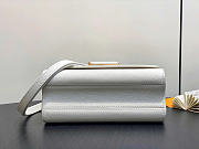 Louis Vuitton LV Twist MM Slim Bag White 23x16x8cm - 5