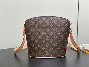 Louis Vuitton LV Monogram Druo Shoulder Bag 22x20x10cm