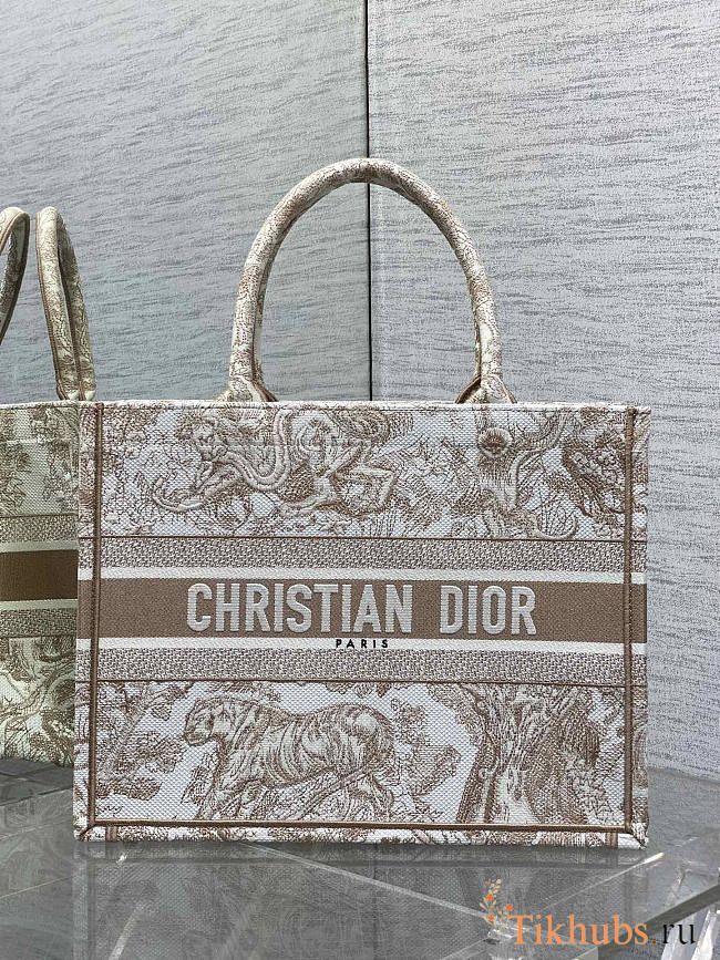 Dior Medium Book Tote White Beige Embroidery 36.5x27.5x16.5cm - 1