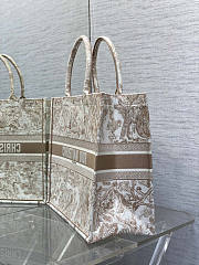 Dior Large Book Tote White Beige Embroidery 42x35x18.5cm - 3