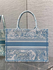 Dior Medium Book Tote White Celestial Blue 36.5x27.5x16.5cm - 3
