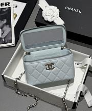 Chanel 25s Coco Crush Vanity Handle Light Blue Caviar 17x9.5x8cm - 6