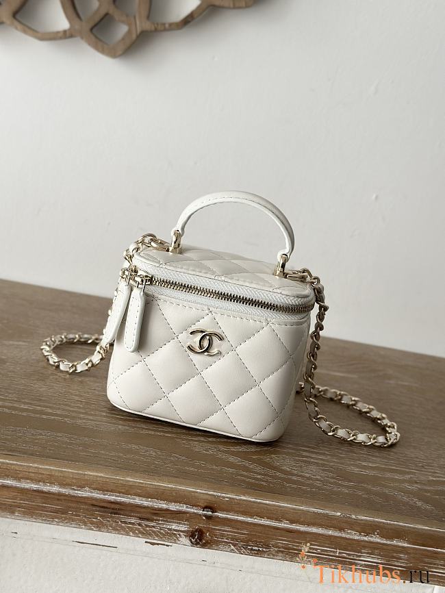 Chanel Mini Top Handle Vanity White Gold Lambskin 11x8.5x7cm - 1