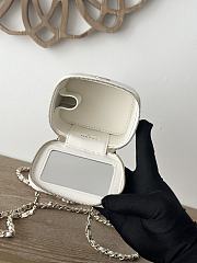 Chanel Mini Top Handle Vanity White Gold Lambskin 11x8.5x7cm - 4