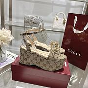 Gucci Women's Horsebit Flatform Sandal Beige 7.5cm - 1
