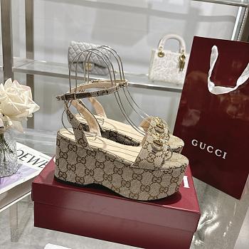 Gucci Women's Horsebit Flatform Sandal Beige 7.5cm