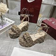 Gucci Women's Horsebit Flatform Sandal Beige 7.5cm - 2