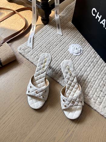 Chanel 25C White Heel 5cm