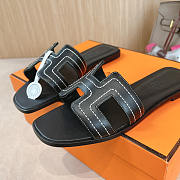 Hermes Oran Embroidered Calfskin Sandal Black - 4