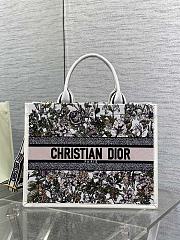 Dior Medium Book Tote Multicolor D-Floral 36.5x18x16.5cm - 1