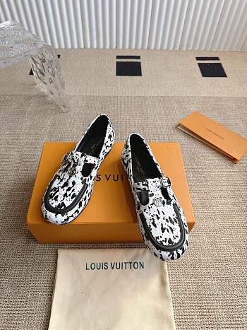 Louis Vuitton LV Soho Mary Jane Flat Loafer Black White
