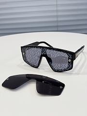 Dior CD Diamond M1I Shield Sunglasses - 1
