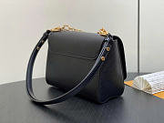 Louis Vuitton LV Twist MM Black Epi 23x17x9.5cm - 3