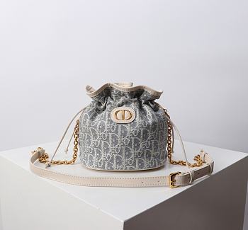 Dior 30 Montaigne Mini Bucket Bag Drawstring 16x18.5x13cm