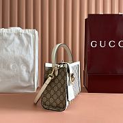 Gucci Padlock Medium Top Handle Bag White 25.5x17.5x10cm - 5