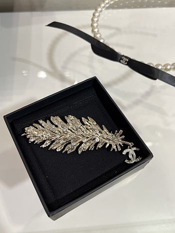Chanel Brooch 22