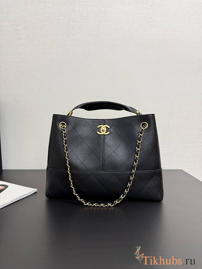 Chanel 25A Hobo Bag Black 35x24x12cm - 1