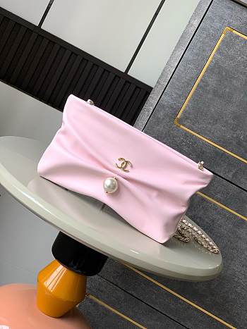 Chanel Clutch With Chain Pink Lambskin 24x14x5cm