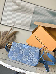 Louis Vuitton LV Pochette Accessories XL Denim 28x16.5x9cm - 1
