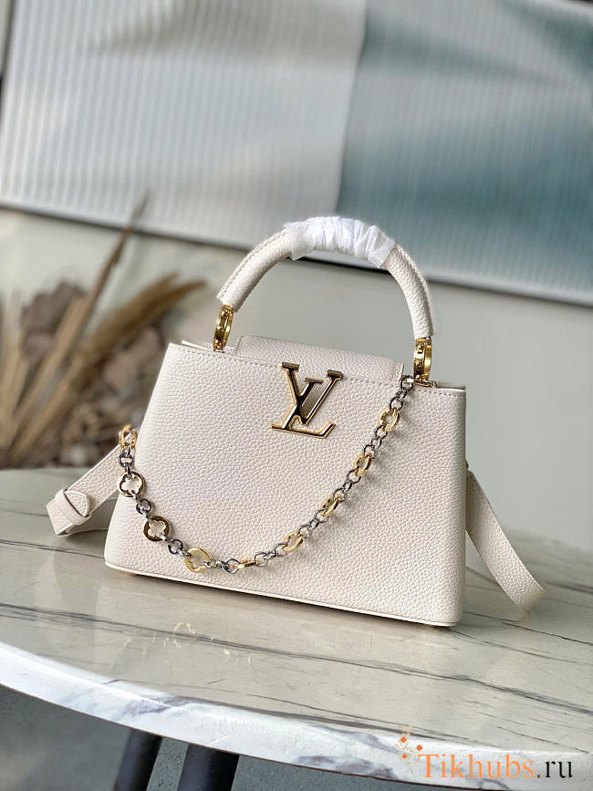 Louis Vuitton LV Capucines BB Quartz White 27x18x9cm - 1