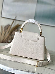 Louis Vuitton LV Capucines BB Quartz White 27x18x9cm - 4