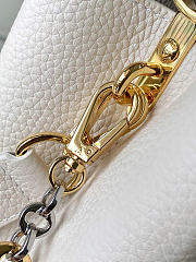 Louis Vuitton LV Capucines BB Quartz White 27x18x9cm - 2