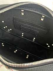 Valentino Garavani Nellcôte Crossbody Bag Black 23x16x6cm - 2