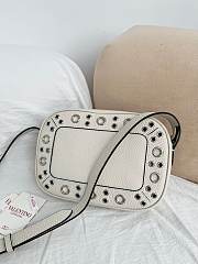 Valentino Garavani Nellcôte Crossbody Bag White 23x16x6cm - 2