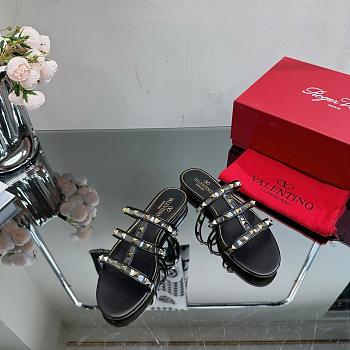 Valentino Garavani Black Slides 02