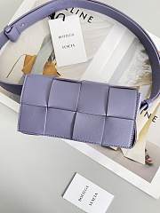 Bottega Veneta Cassette Leather Handbag Purple 17.5x9.5x5cm - 1
