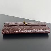 Bottega Veneta Andiamo Clutch Crocodile Red Wine Bag 31x13x3cm - 6