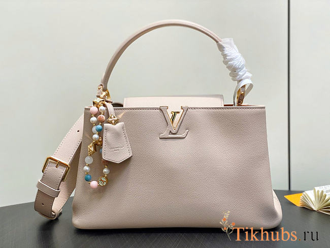 Louis Vuitton LV Capucines MM Souple Grey Beige 33x24x12cm - 1