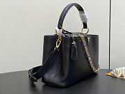 Louis Vuitton LV Capucines MM Souple Black 33x24x12cm - 6