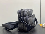 Louis Vuitton LV Nil Messenger Black 25x17.5x11cm - 6