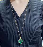 Van Cleef VCA Green Necklace 02 - 2