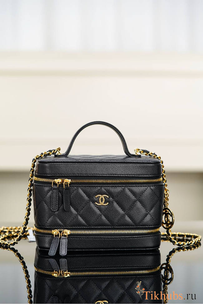 Chanel 25A Cosmetic Black Caviar Bag 13x17x9cm - 1
