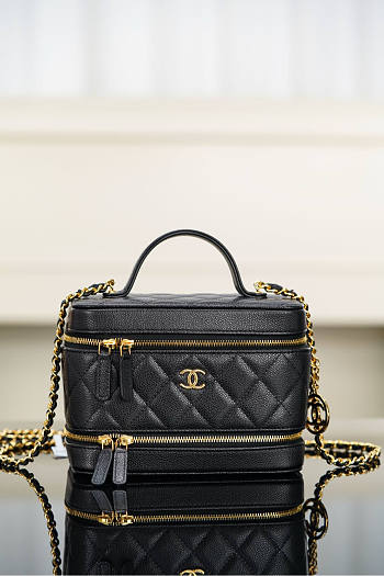 Chanel 25A Cosmetic Black Caviar Bag 13x17x9cm