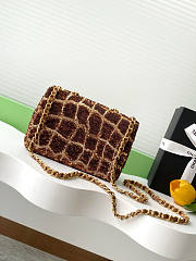 Chanel Flap Bag Yellow Sequins 21x14x8cm - 4
