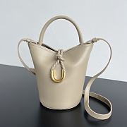 Bottega Veneta Small Liberta Bucket Beige 22x18x15cm - 1