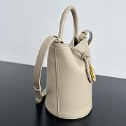 Bottega Veneta Small Liberta Bucket Beige 22x18x15cm - 5