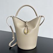 Bottega Veneta Medium Liberta Bucket Beige 30x18x18cm - 1