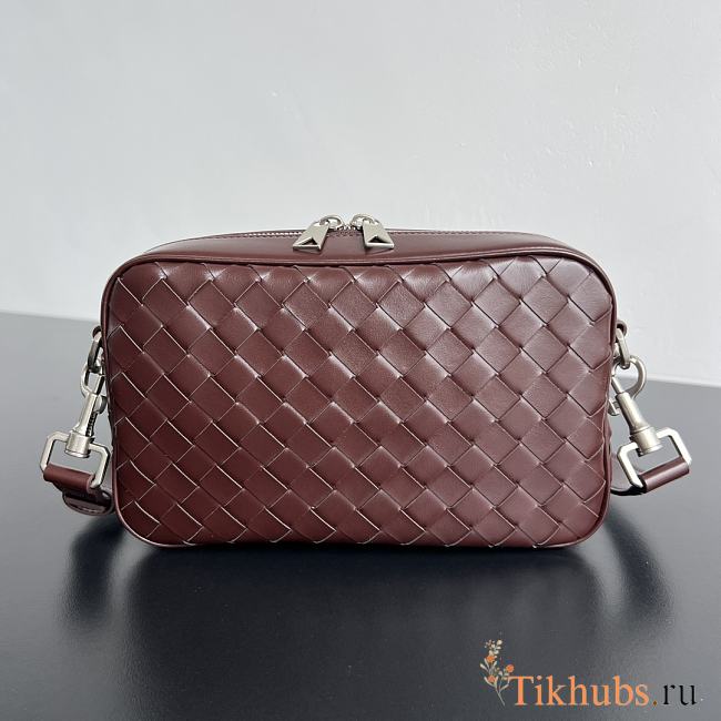 Bottega Veneta Small Intrecciato Camera Bag Brown 24.5x15x6cm - 1