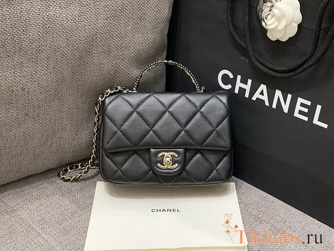 Chanel Top Handle Black Bag Lambskin 14x19x8.5cm - 1