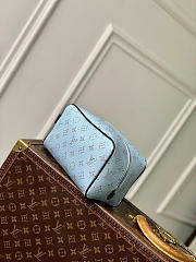 Louis Vuitton LV Locker Dopp Kit Blue 23x13x12cm - 5