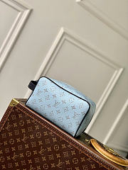 Louis Vuitton LV Locker Dopp Kit Blue 23x13x12cm - 2