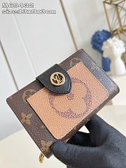 Louis Vuitton LV Juliette Wallet Monogram 13x9x3cm - 1