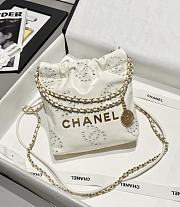 Chanel 22 Mini Handbag Calfskin Gold White 23x18.5x6cm - 1
